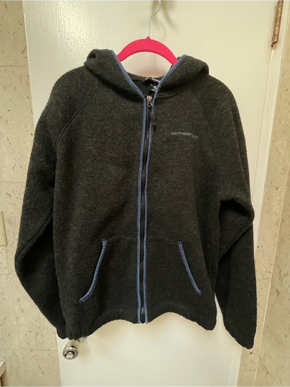 Weatherproof Charcoal Gray Fleece Top with Subtle Gray Logo